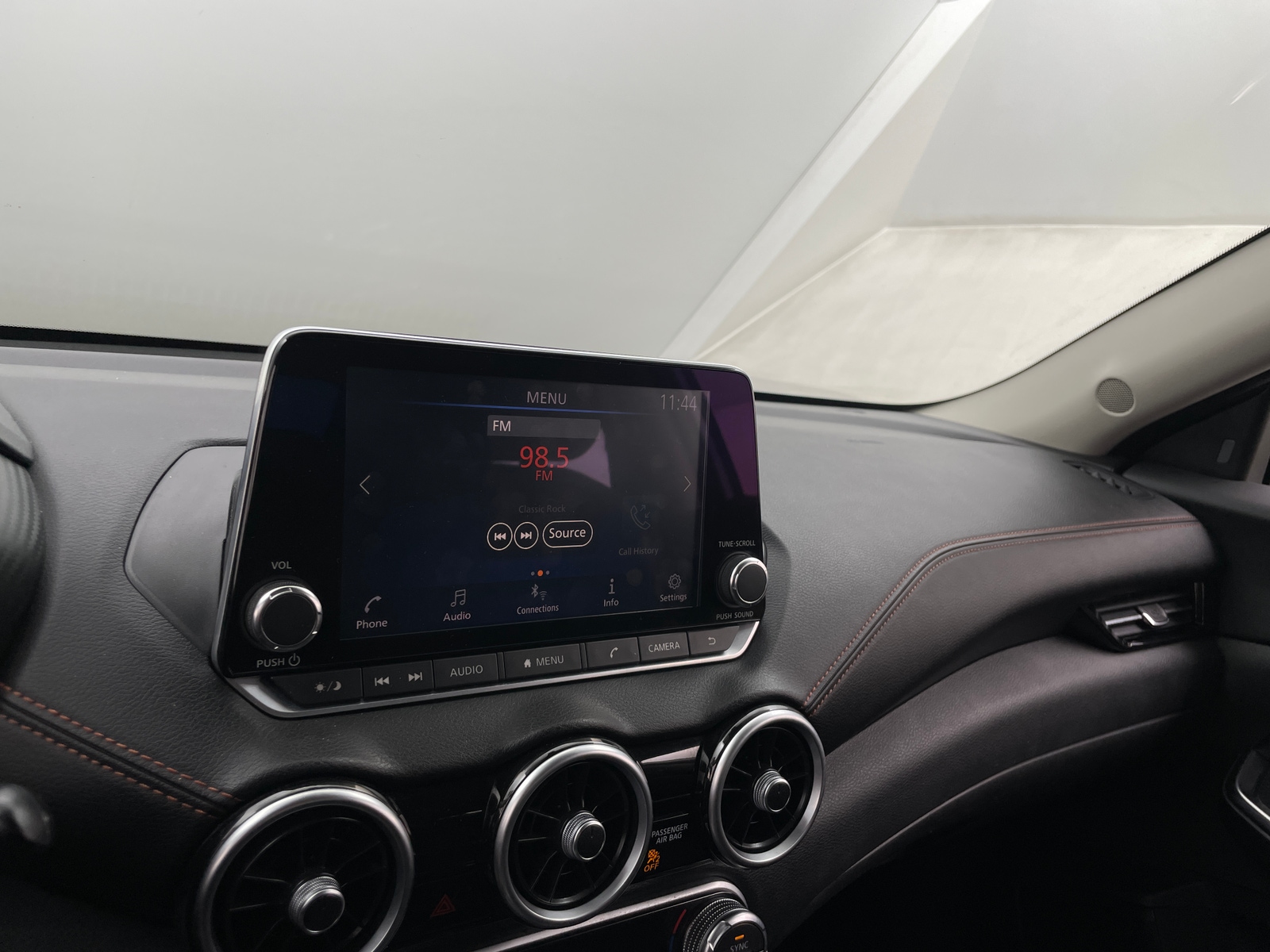 Thumbnail: 2021 Nissan Sentra - 4