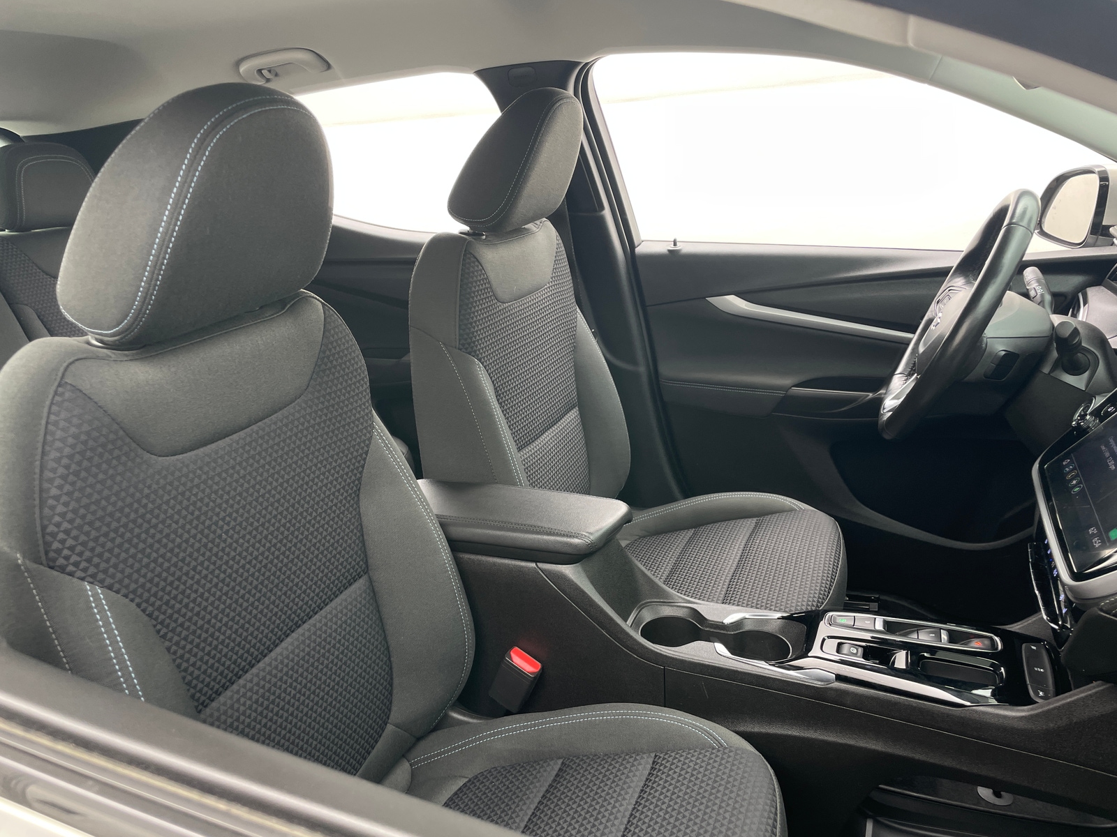 Thumbnail: 2022 Chevrolet Bolt EUV - 2