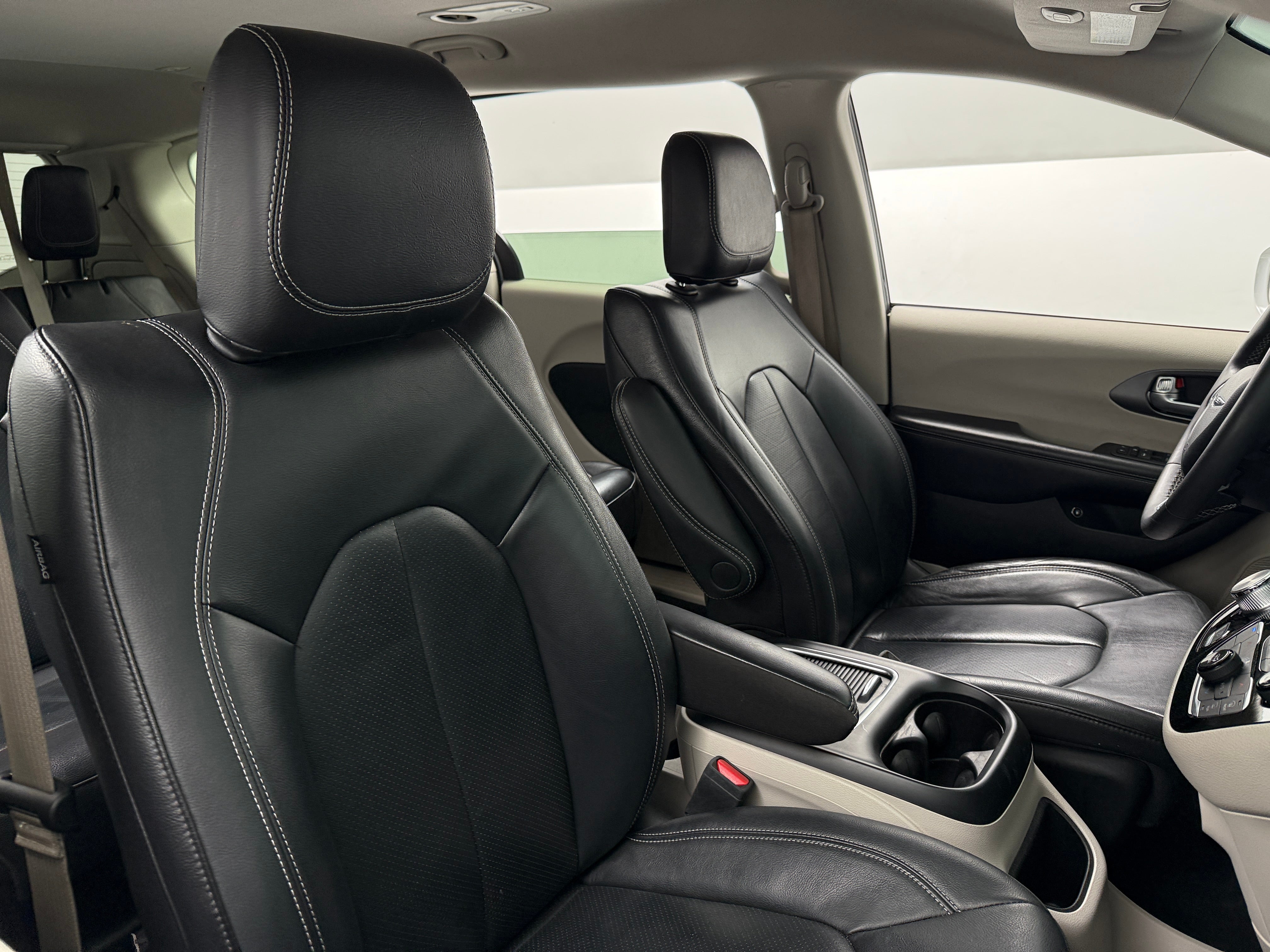 2022 Chrysler Pacifica Hybrid