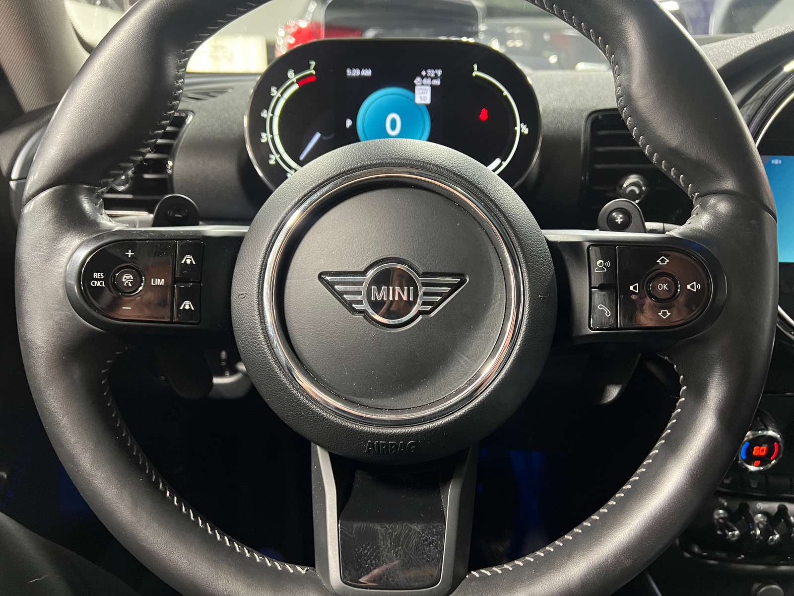 Thumbnail: 2022 MINI Cooper Clubman - 4