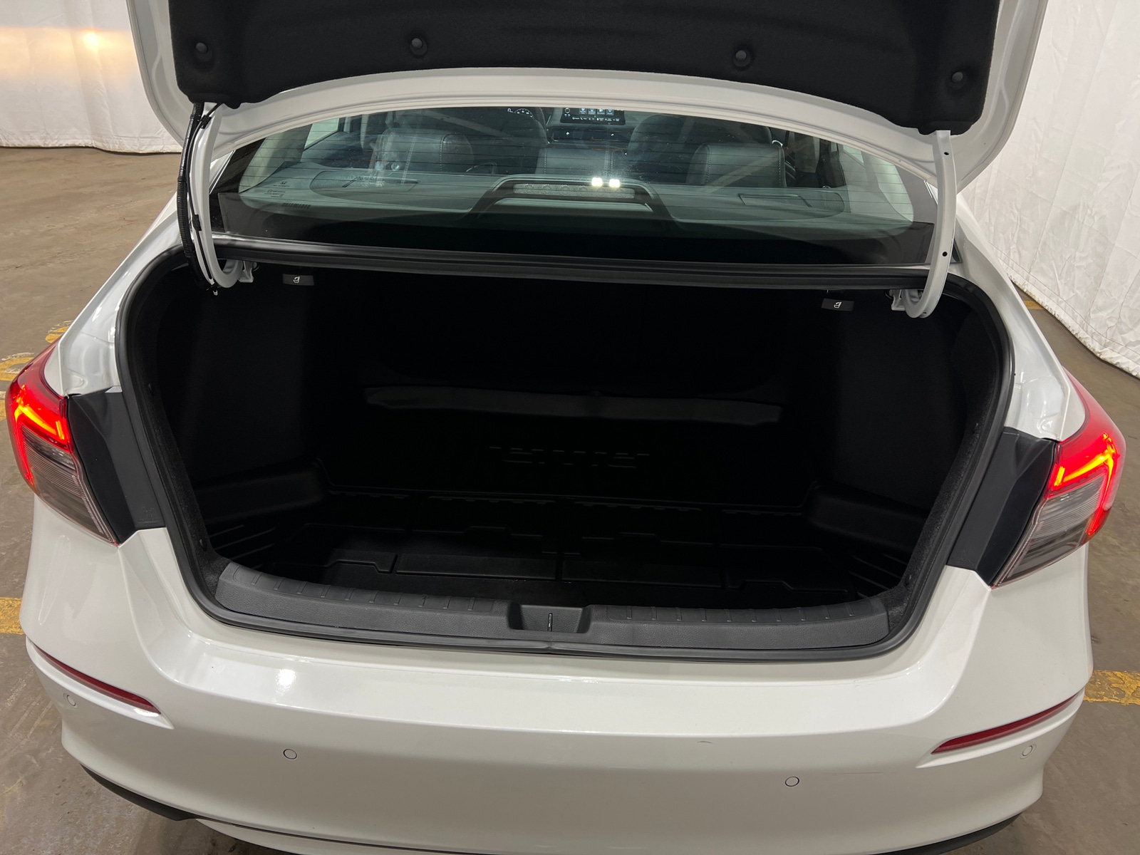 Thumbnail: 2024 Honda Civic - 6