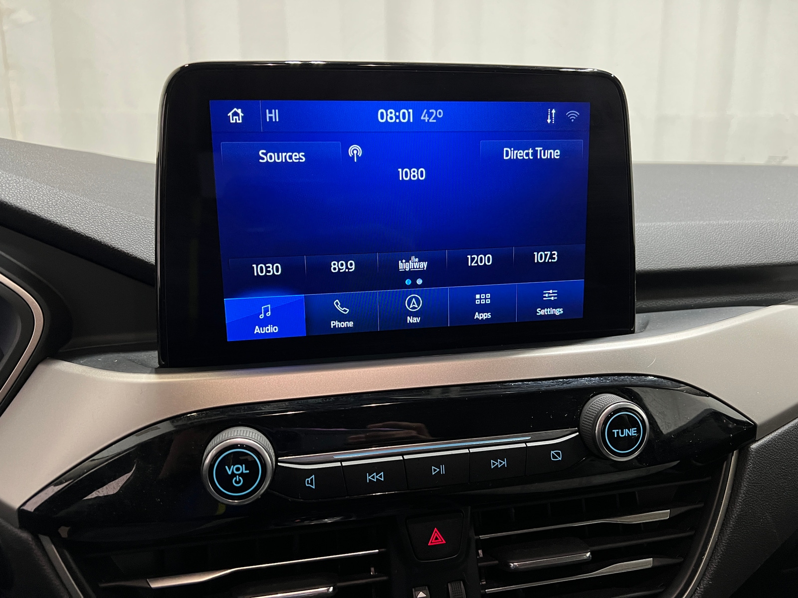 Thumbnail: 2020 Ford Escape - 4