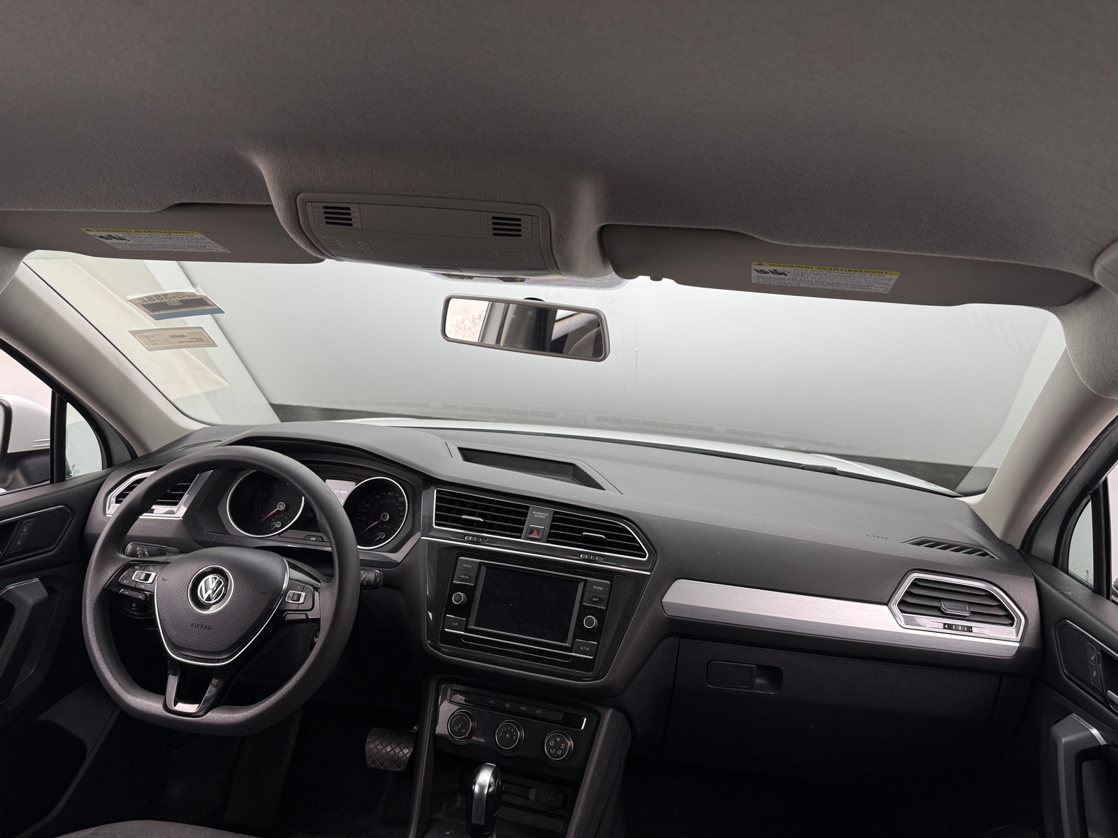 Thumbnail: 2018 Volkswagen Tiguan - 3