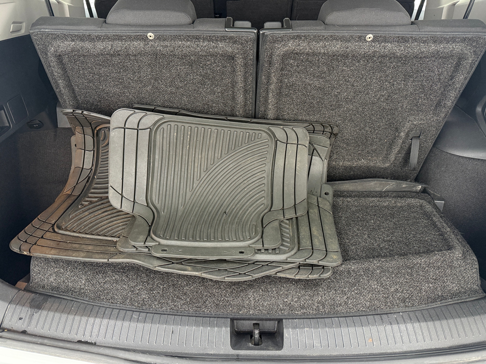 Thumbnail: 2018 Volkswagen Tiguan - 7