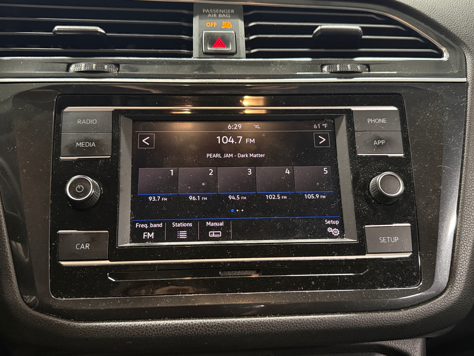 Thumbnail: 2018 Volkswagen Tiguan - 4