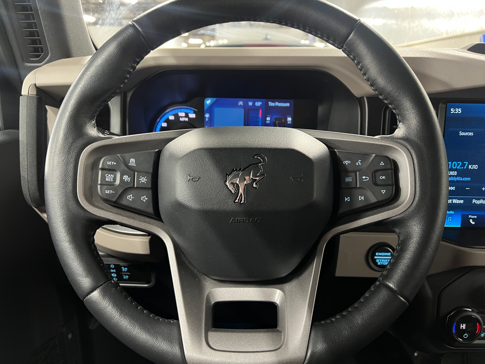 Thumbnail: 2023 Ford Bronco - 4