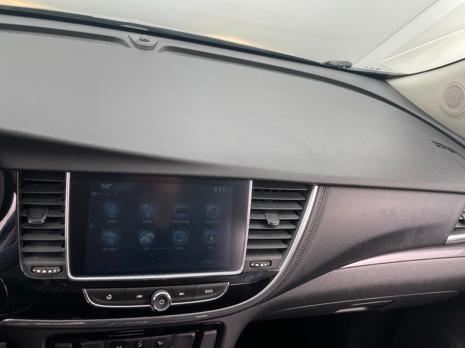 Thumbnail: 2020 Buick Encore - 3