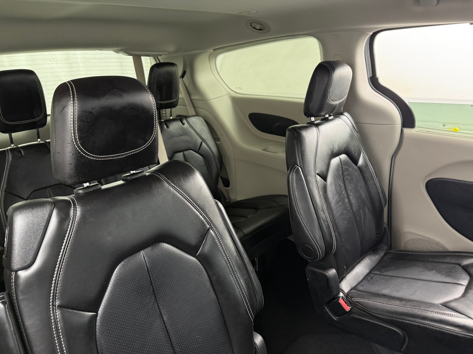 Thumbnail: 2024 Chrysler Pacifica - 5