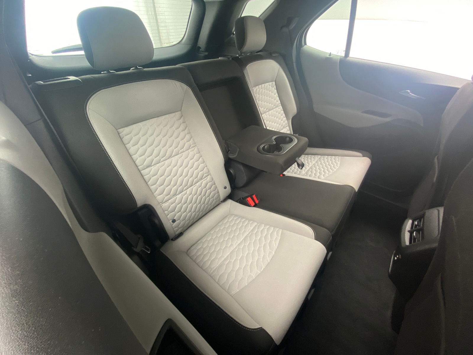 Thumbnail: 2020 Chevrolet Equinox - 6