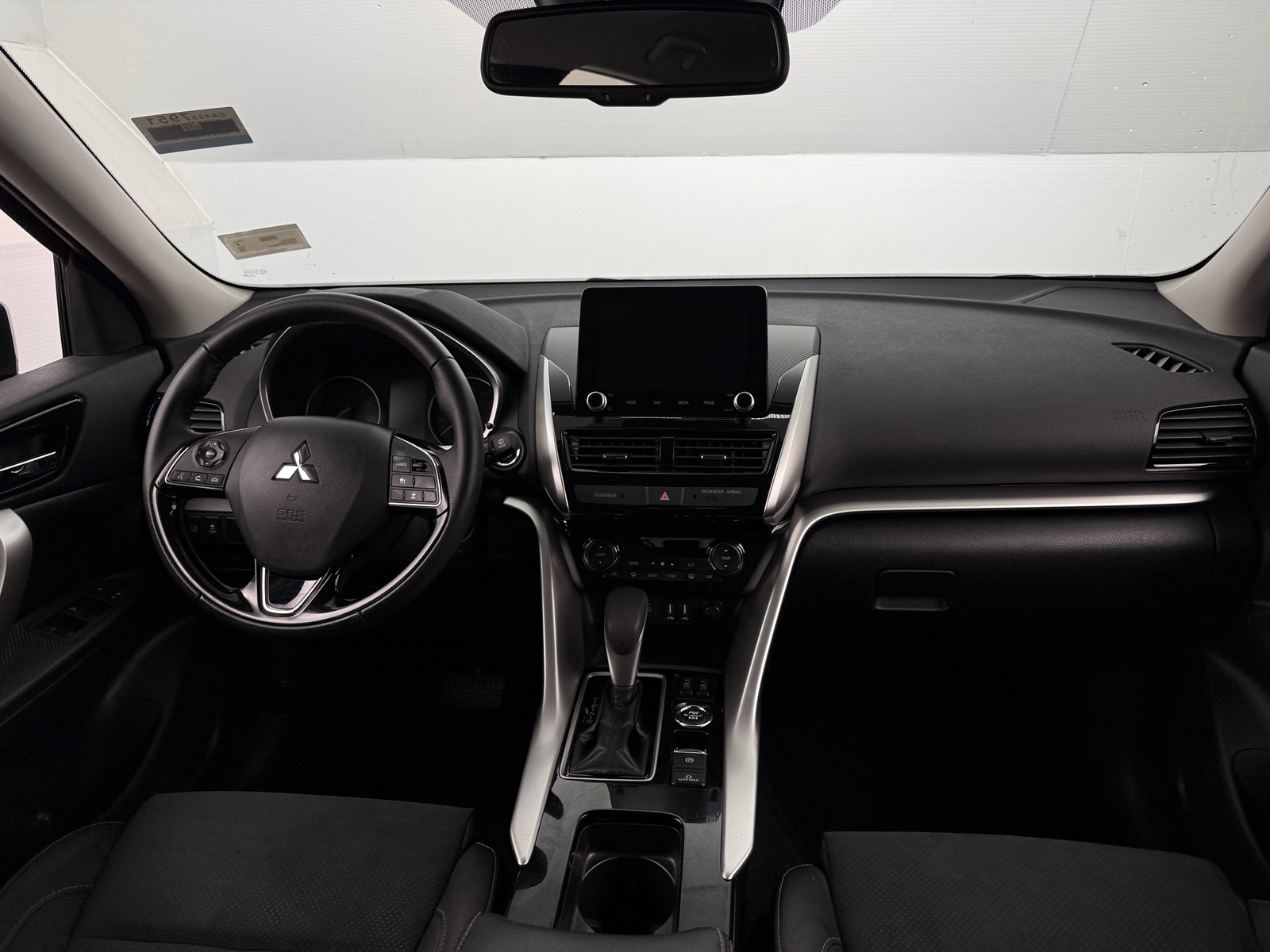 Thumbnail: 2025 Mitsubishi Eclipse Cross - 3