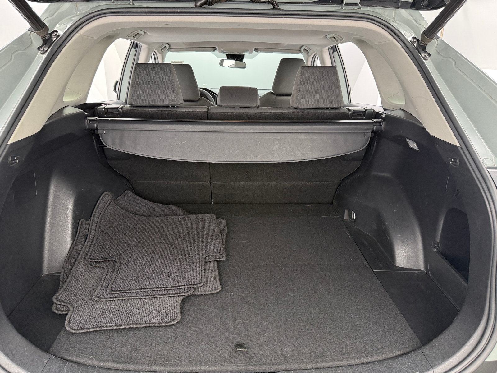 Thumbnail: 2020 Toyota RAV4 - 7