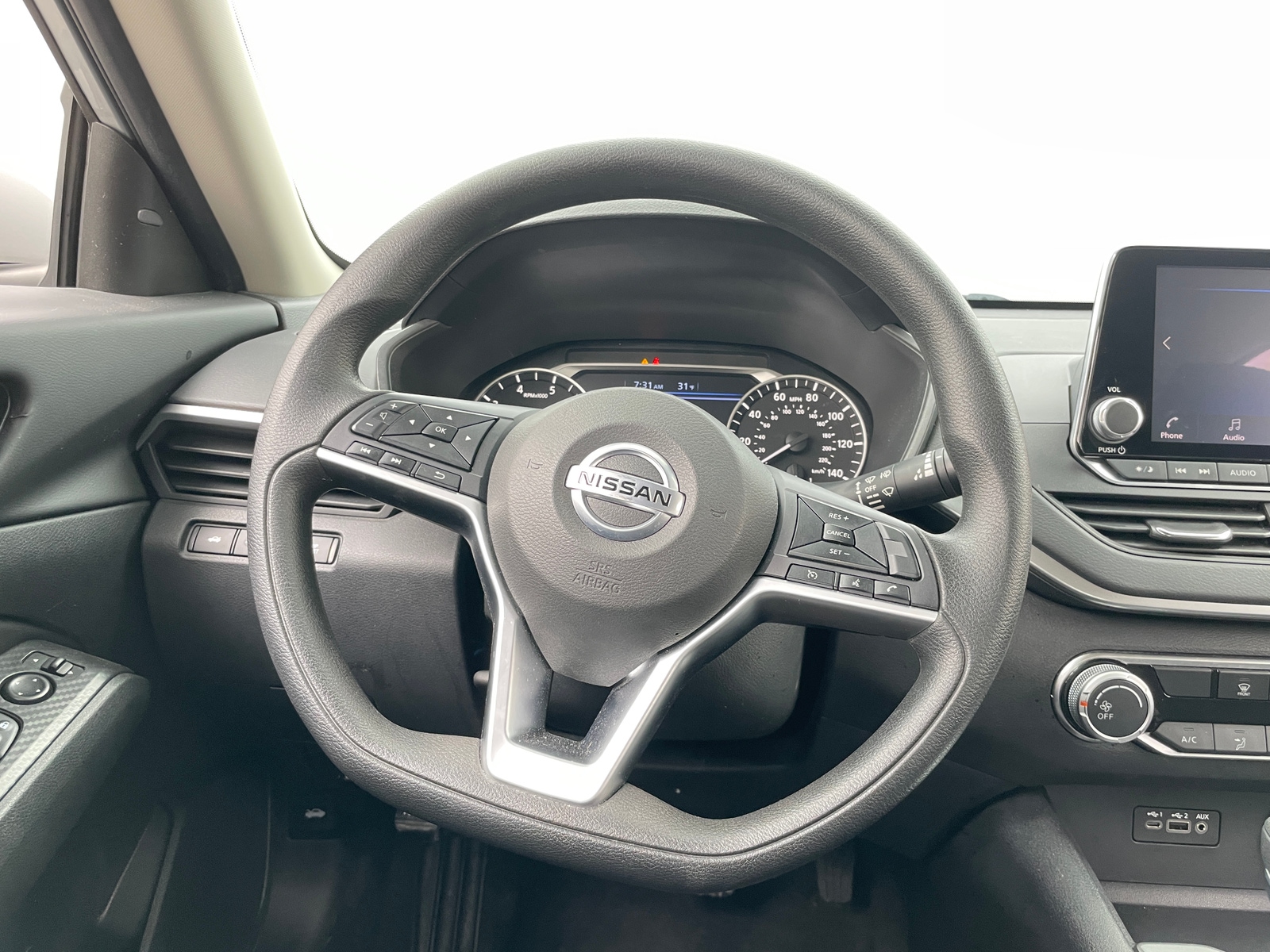 Thumbnail: 2022 Nissan Altima - 5