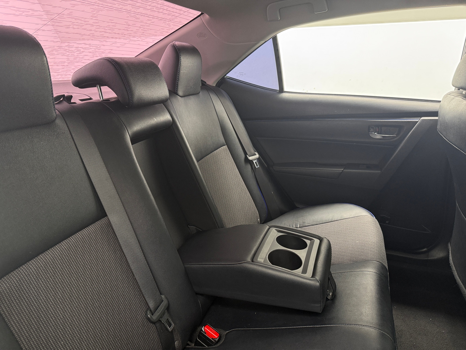 Thumbnail: 2017 Toyota Corolla - 6