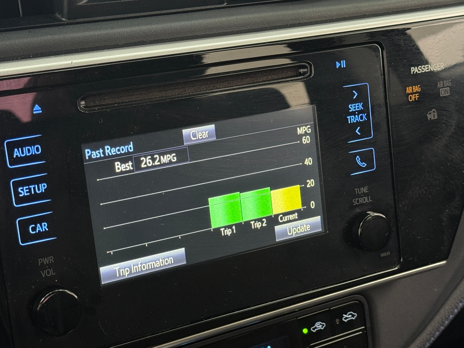 Thumbnail: 2017 Toyota Corolla - 4