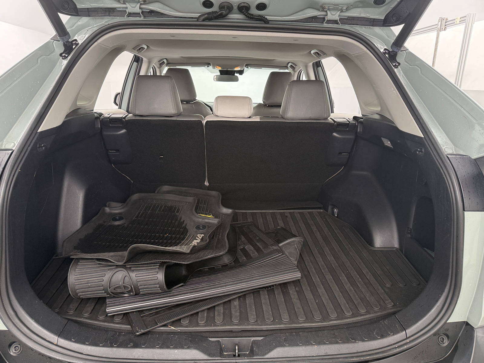 Thumbnail: 2019 Toyota RAV4 - 7