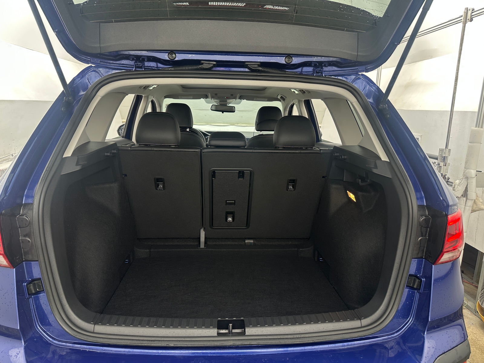 Thumbnail: 2022 Volkswagen Taos - 7