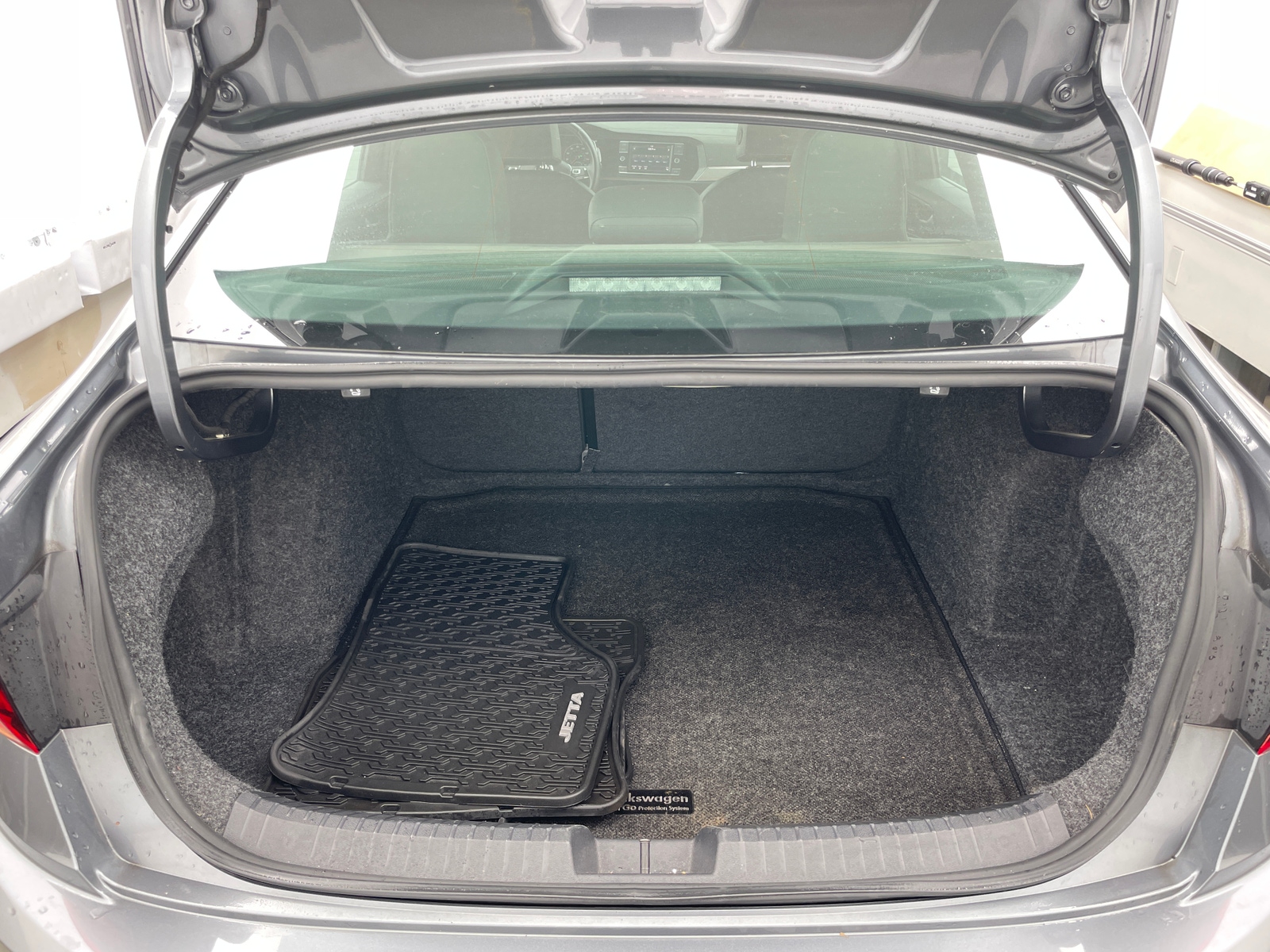 Thumbnail: 2019 Volkswagen Jetta - 6