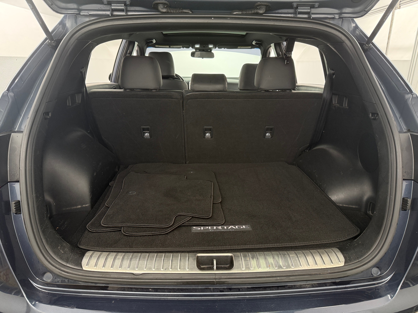 Thumbnail: 2022 Kia Sportage - 6