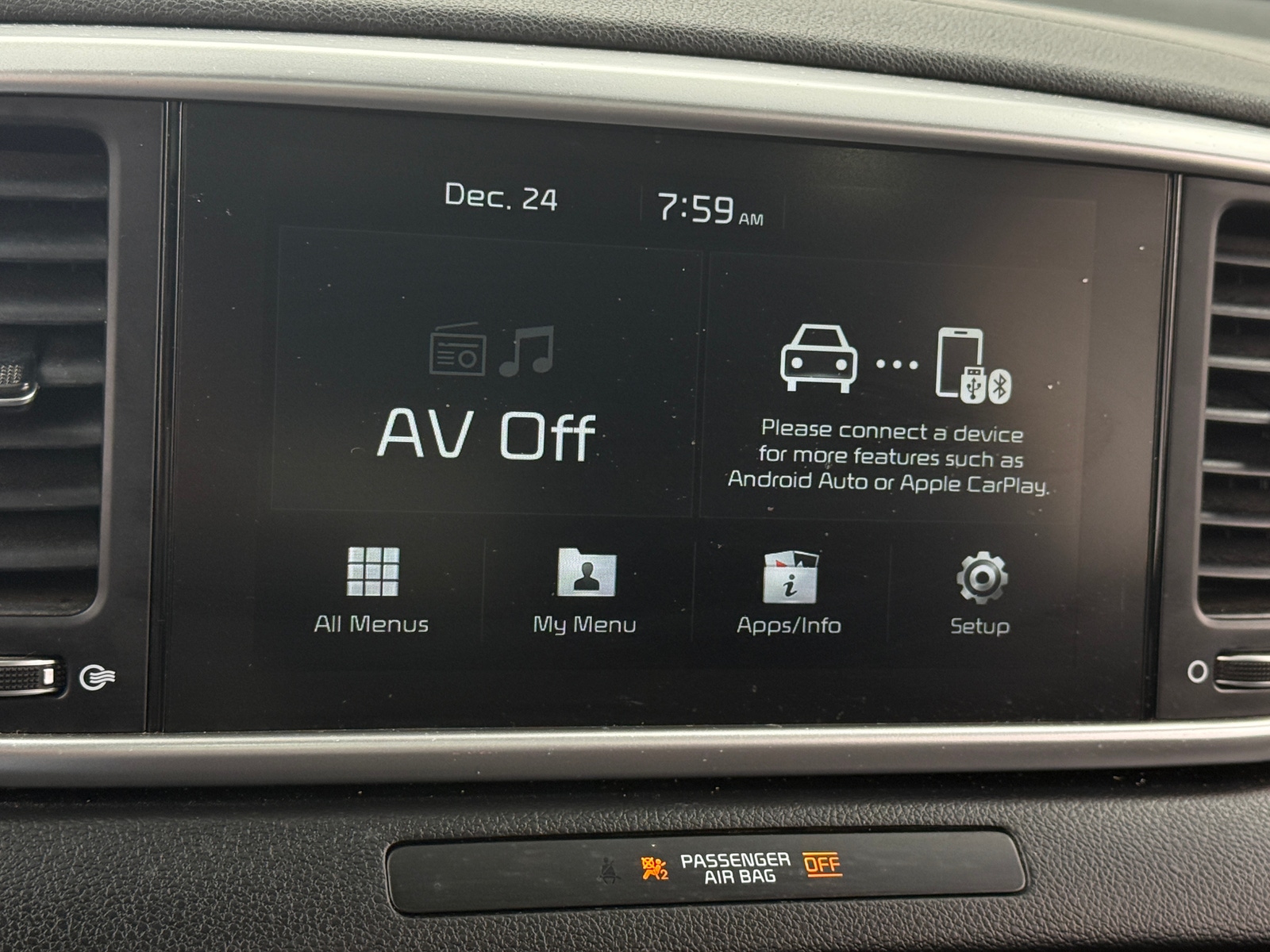 Thumbnail: 2022 Kia Sportage - 3