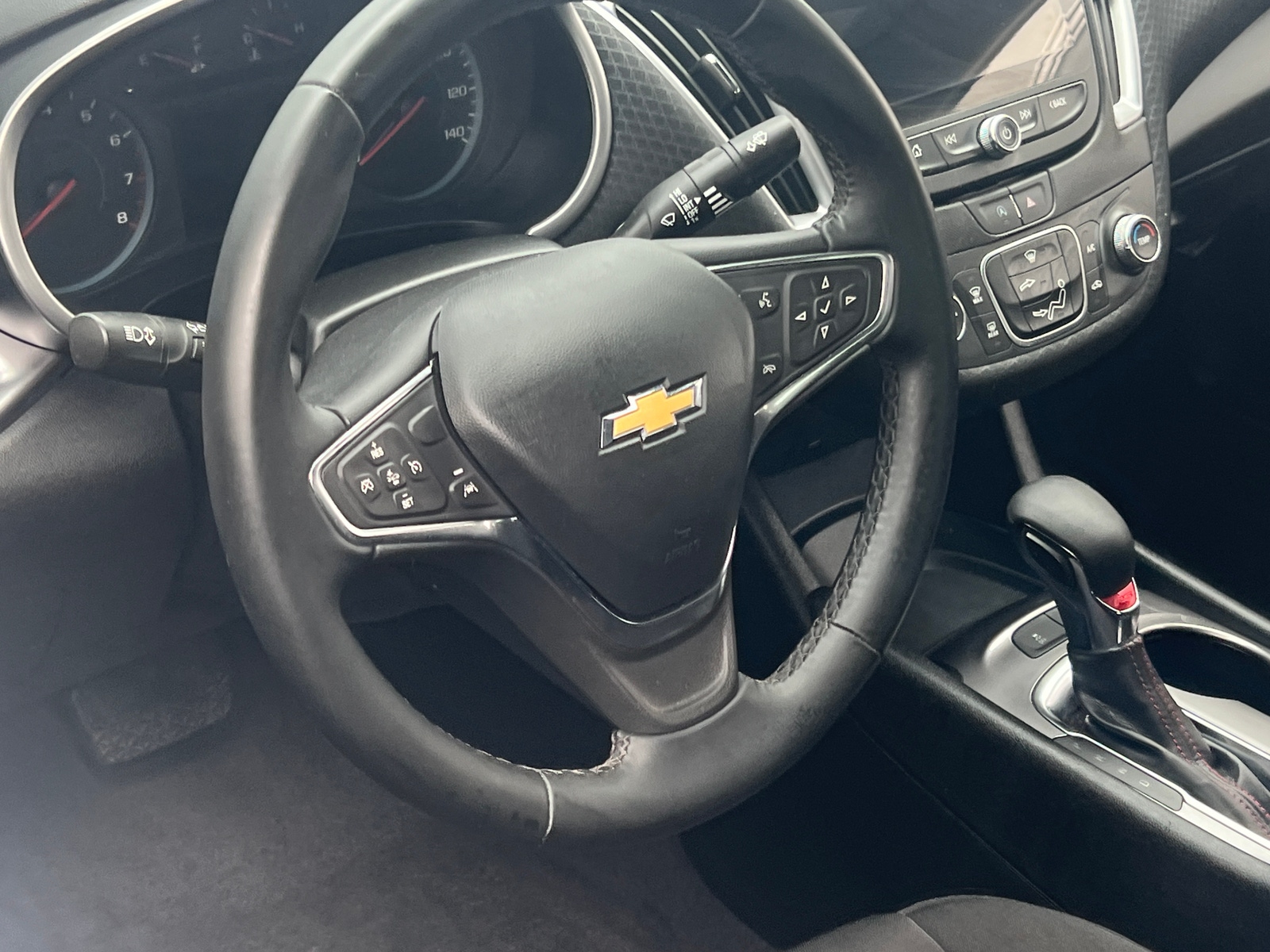 Thumbnail: 2024 Chevrolet Malibu - 5