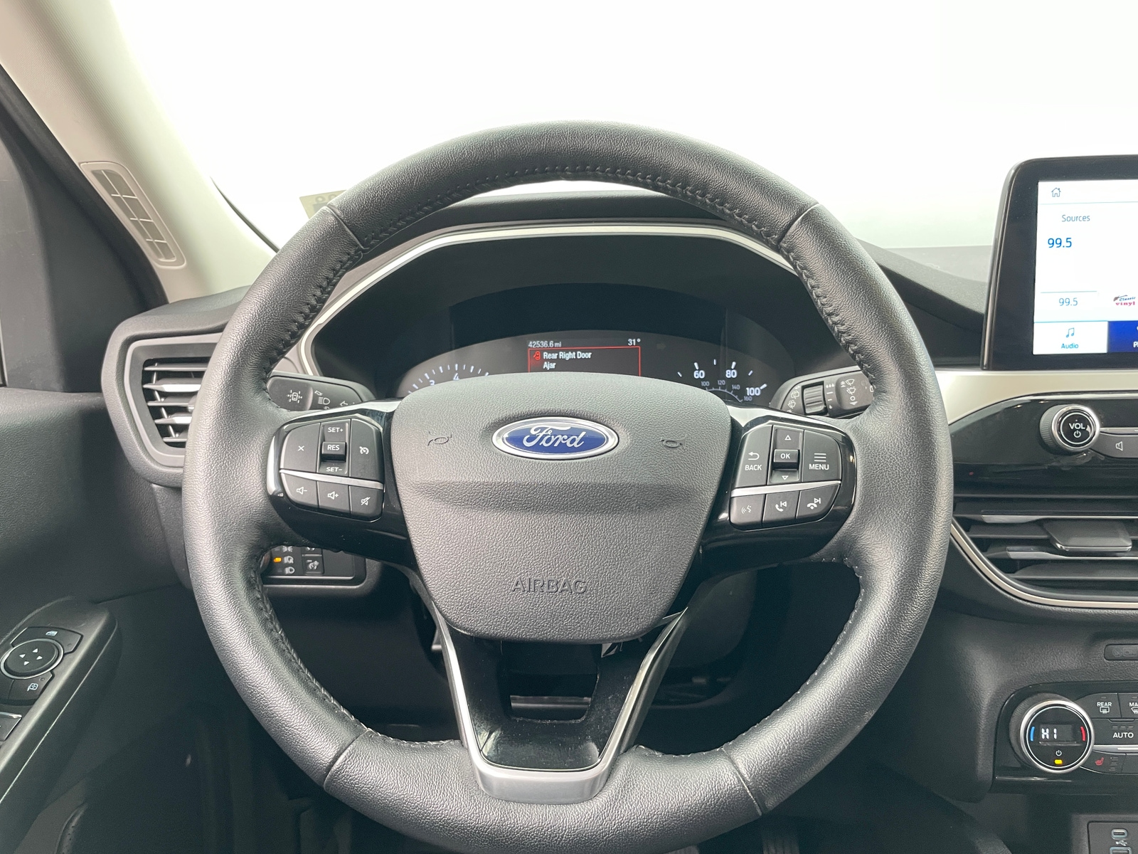 Thumbnail: 2021 Ford Escape - 4