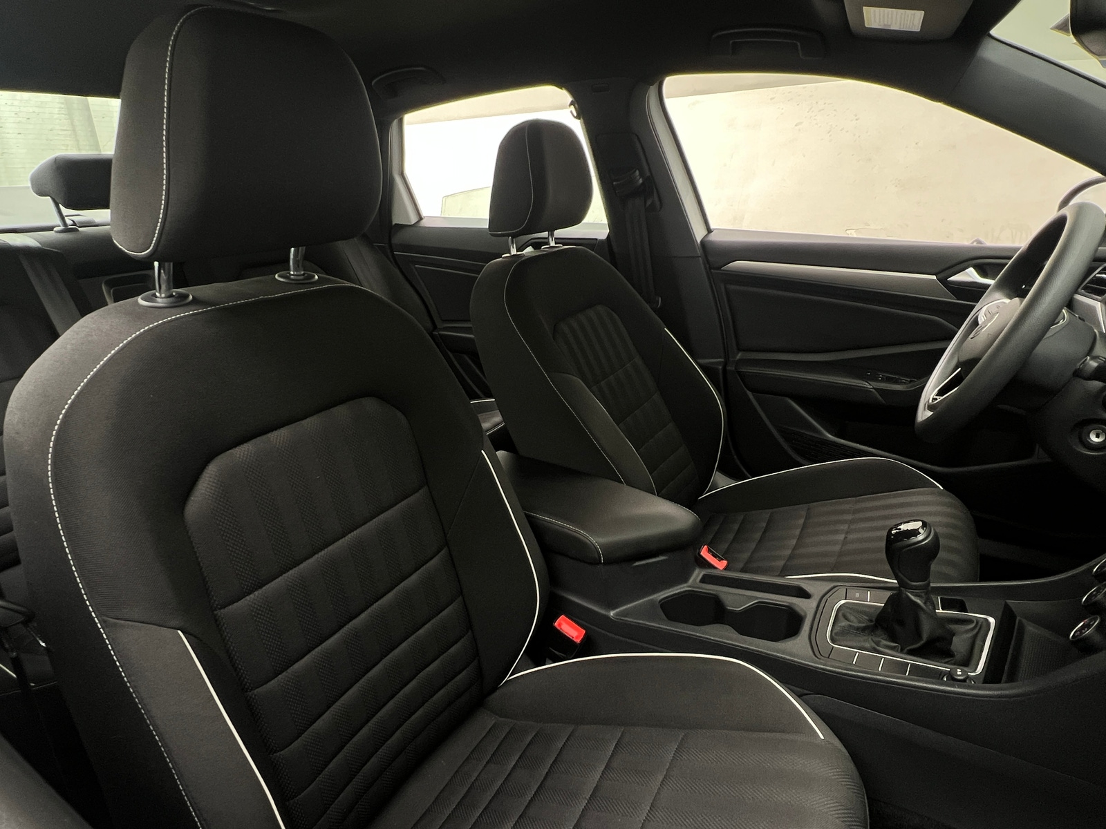 Thumbnail: 2023 Volkswagen Jetta - 2