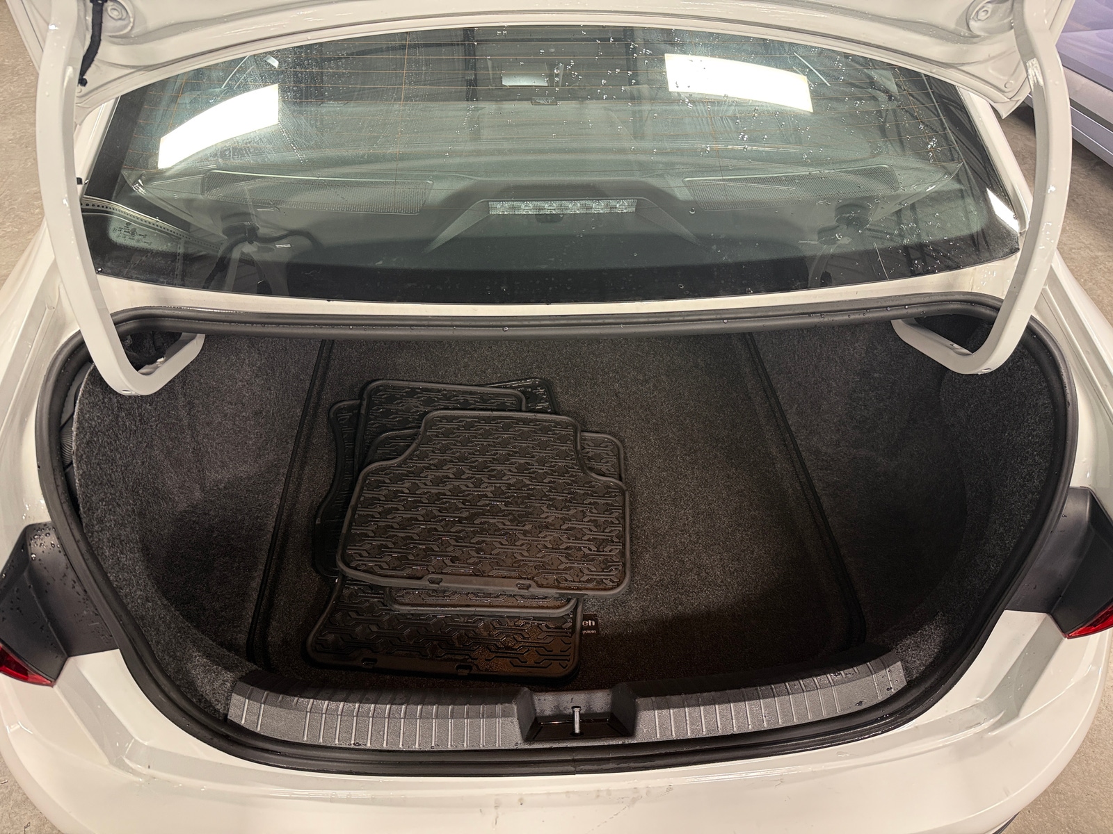 Thumbnail: 2023 Volkswagen Jetta - 7