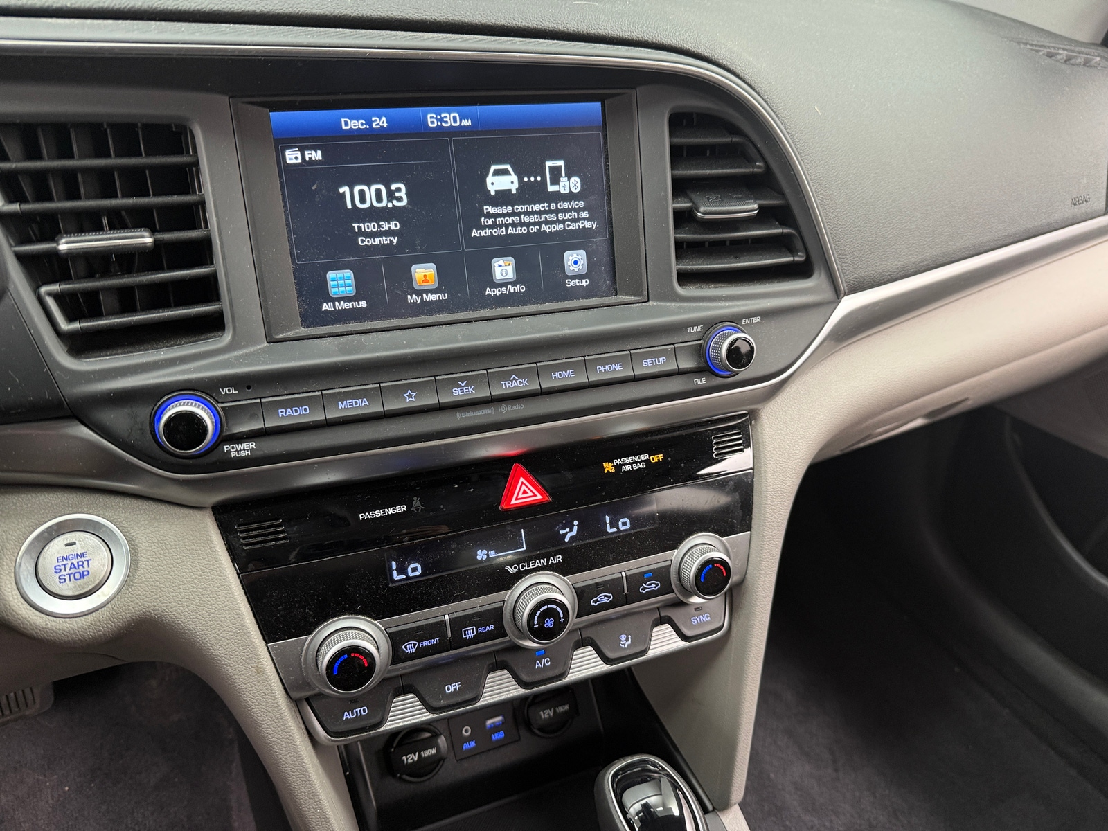 Thumbnail: 2019 Hyundai Elantra - 4