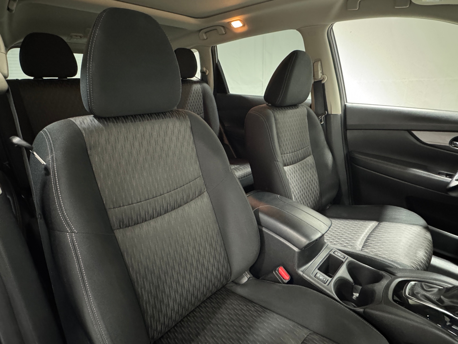 Thumbnail: 2020 Nissan Rogue - 2