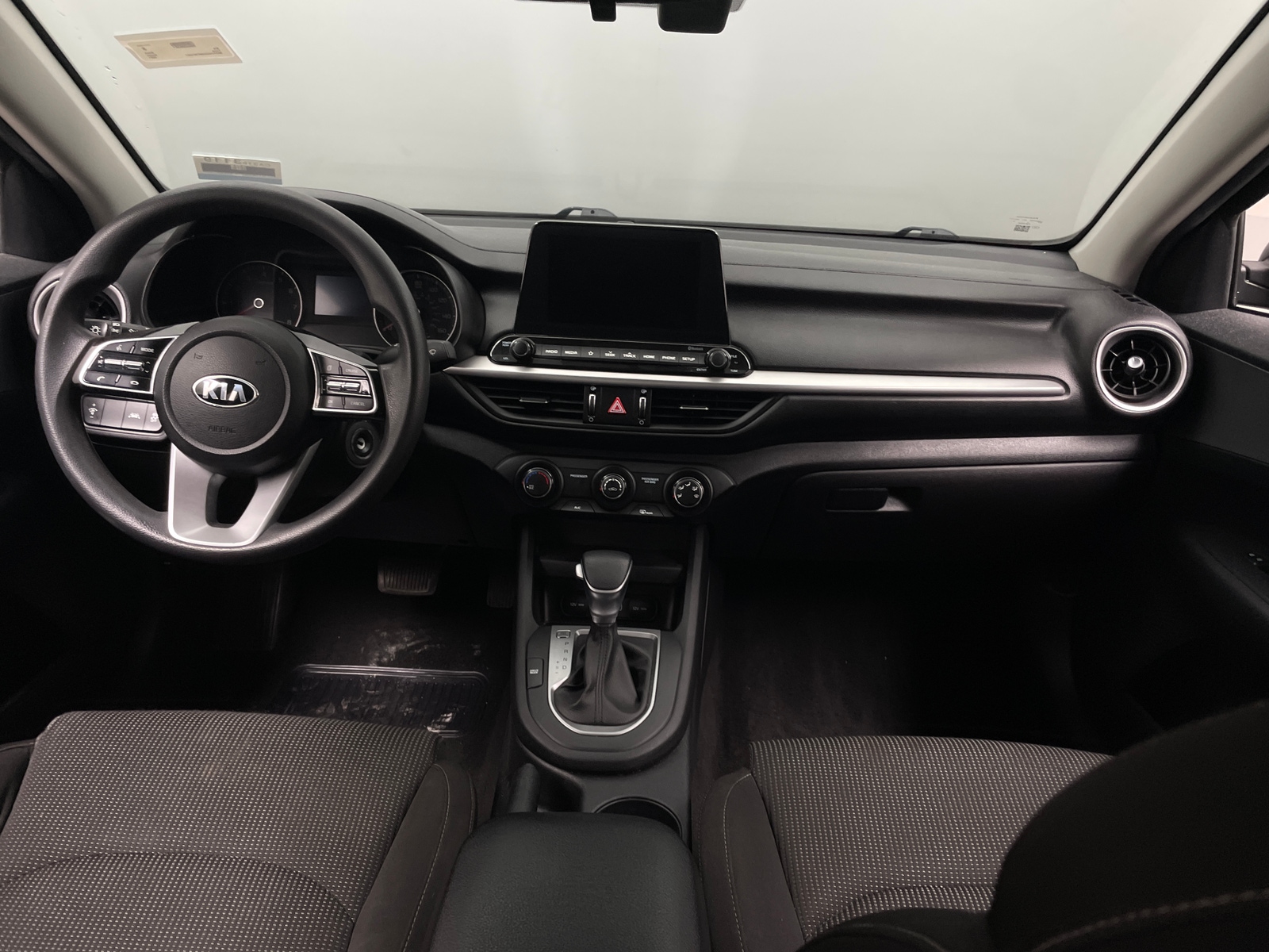 Thumbnail: 2021 Kia Forte - 3