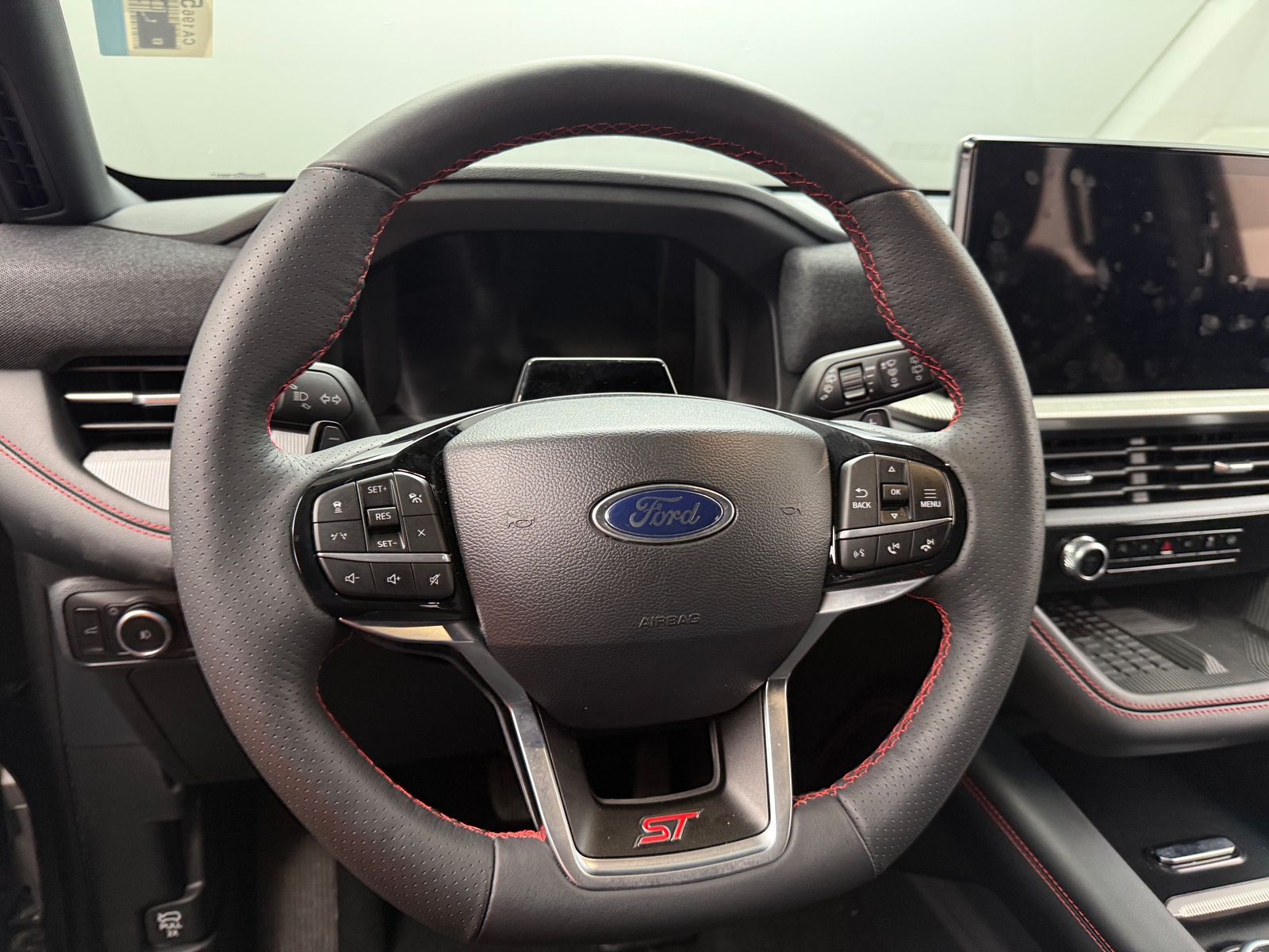 Thumbnail: 2025 Ford Explorer - 4