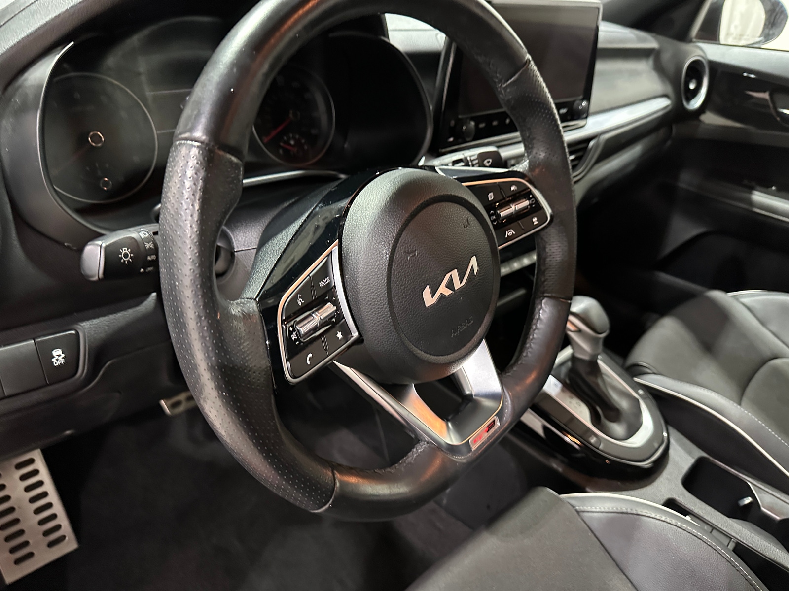 Thumbnail: 2024 Kia Forte - 5