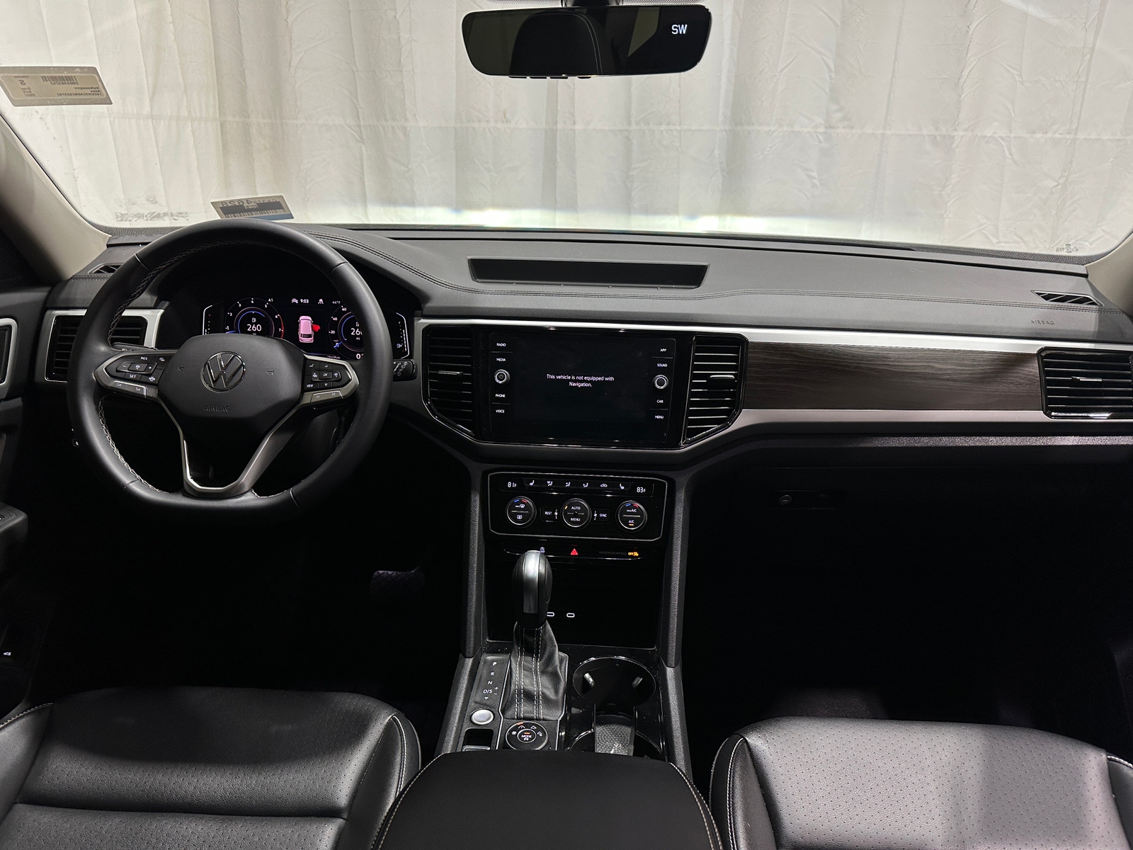 Thumbnail: 2022 Volkswagen Atlas - 2