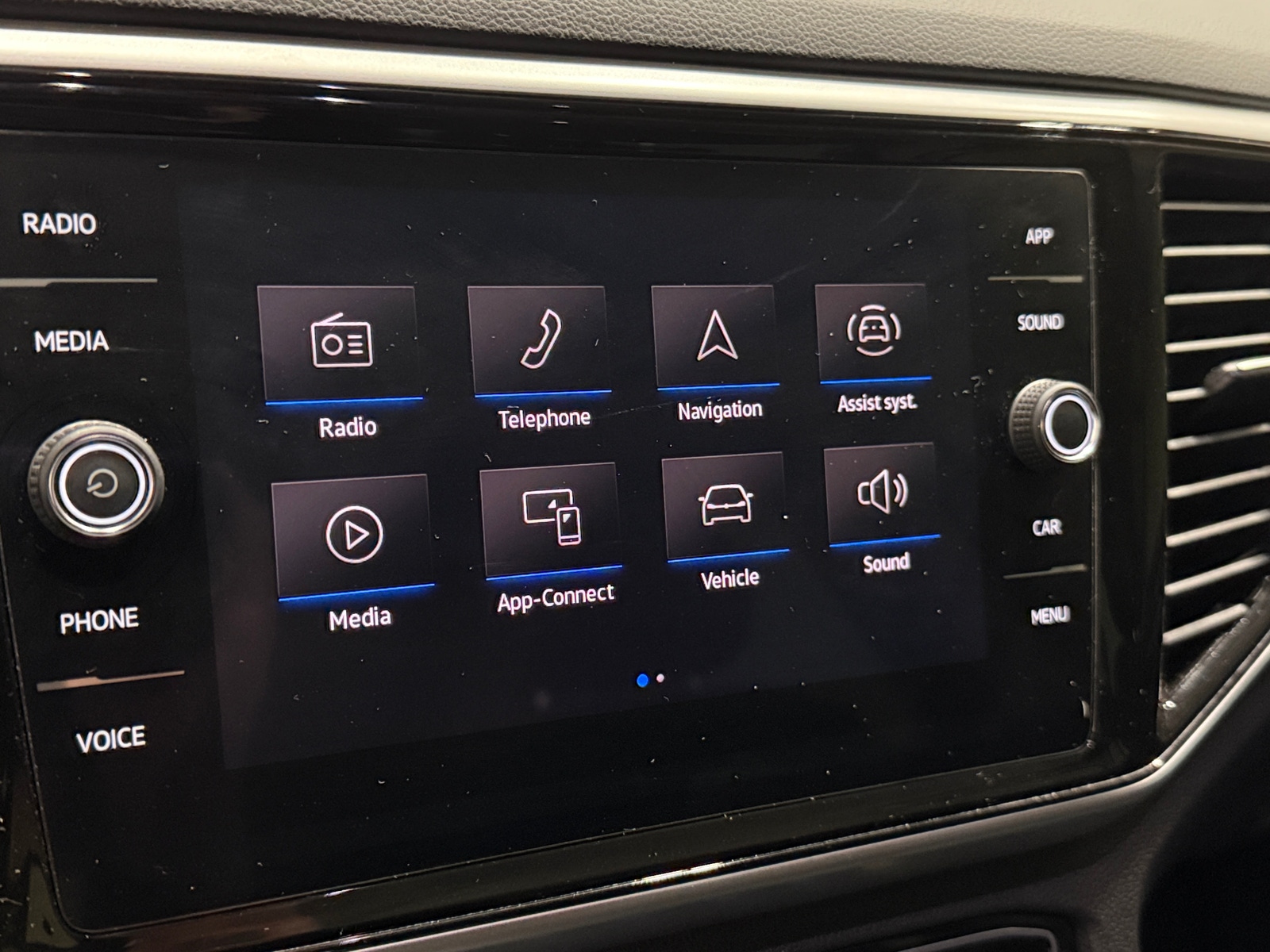 Thumbnail: 2022 Volkswagen Atlas - 3