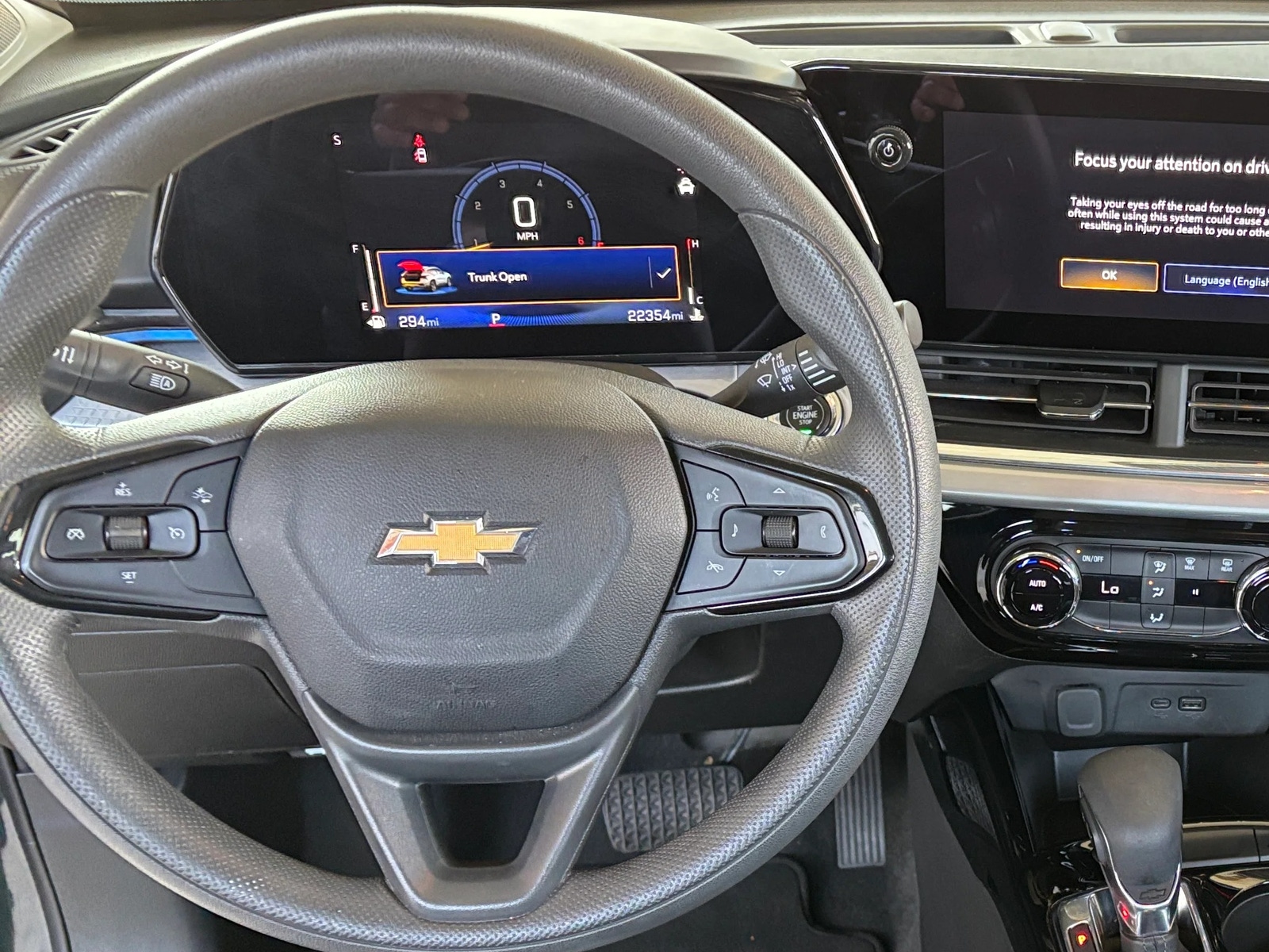 Thumbnail: 2025 Chevrolet Trax - 4