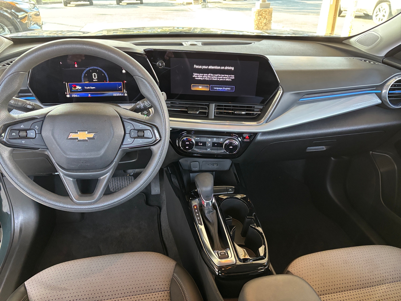 Thumbnail: 2025 Chevrolet Trax - 3