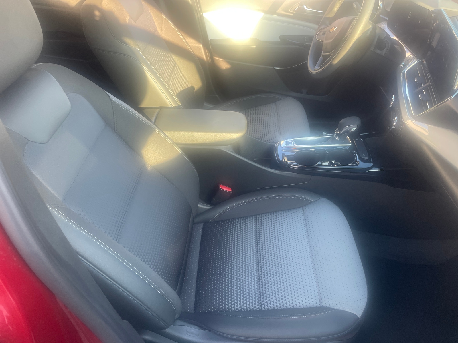 Thumbnail: 2025 Chevrolet Trax - 2