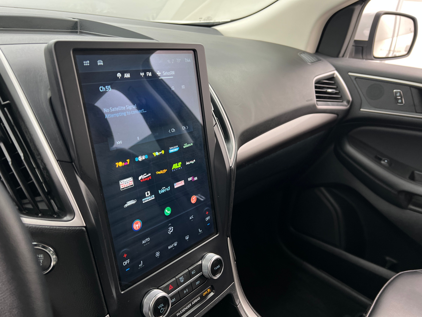 Thumbnail: 2024 Ford Edge - 3