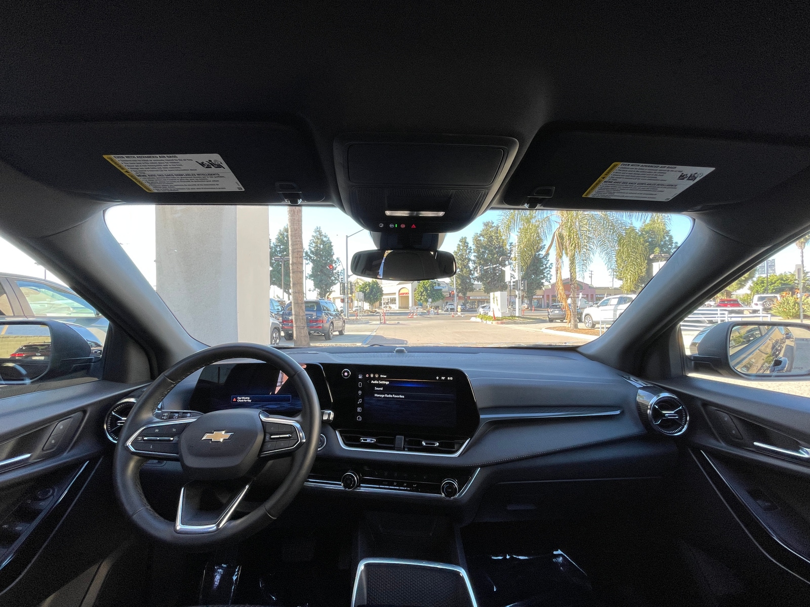 Thumbnail: 2025 Chevrolet Equinox - 3