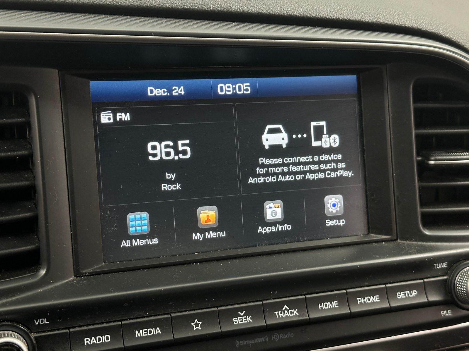 Thumbnail: 2020 Hyundai Elantra - 4