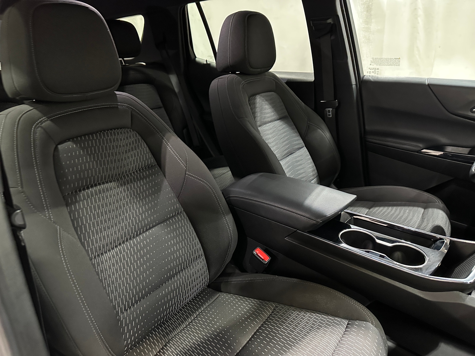 Thumbnail: 2025 Chevrolet Equinox - 2