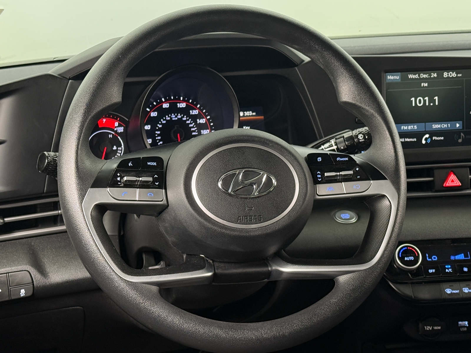 Thumbnail: 2021 Hyundai Elantra - 5