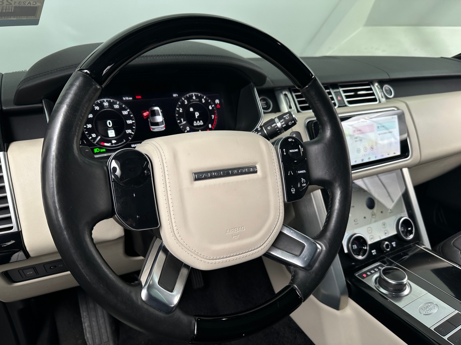 Thumbnail: 2020 Land Rover Range Rover - 4