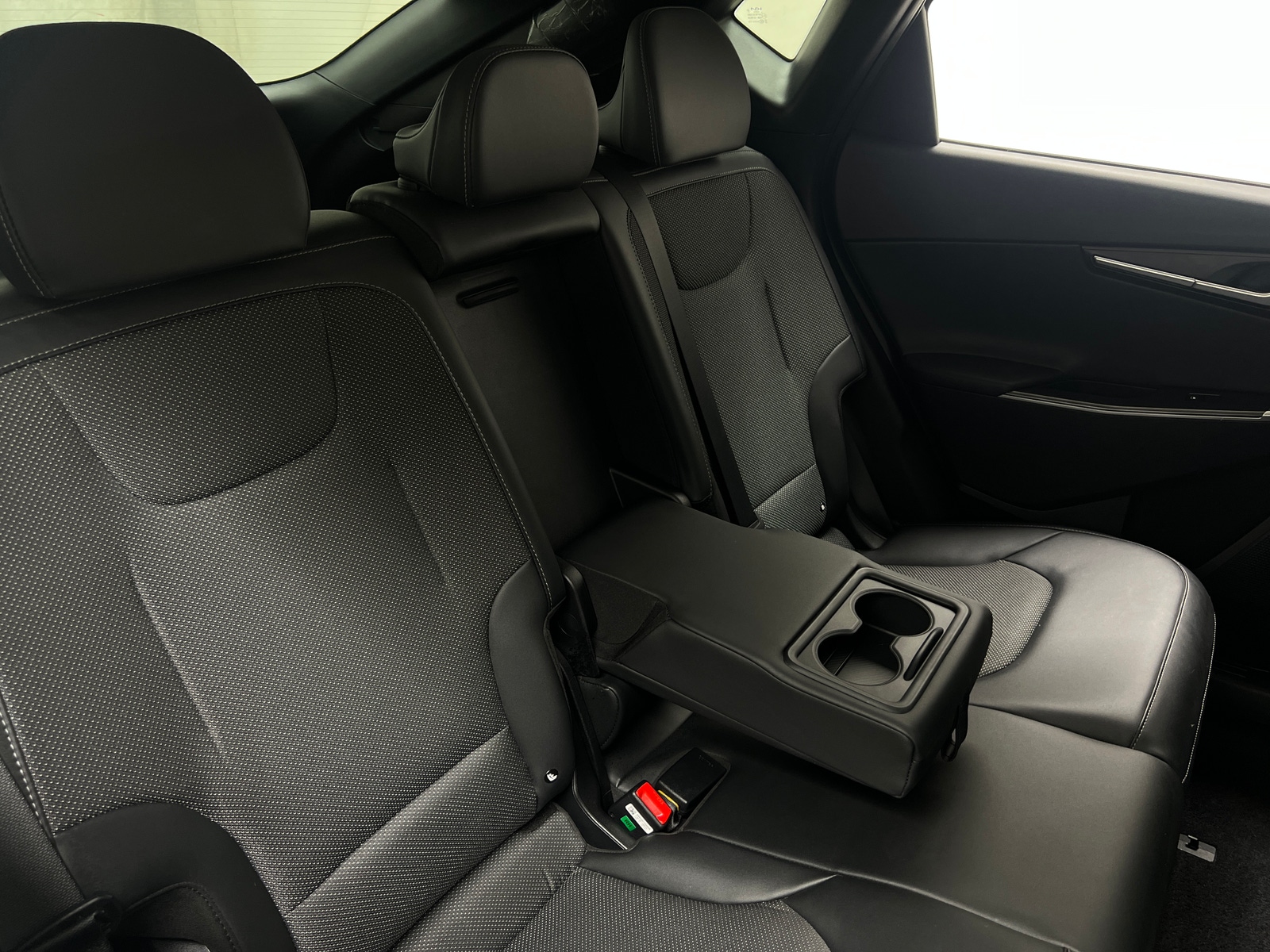 Thumbnail: 2024 Kia EV6 - 5