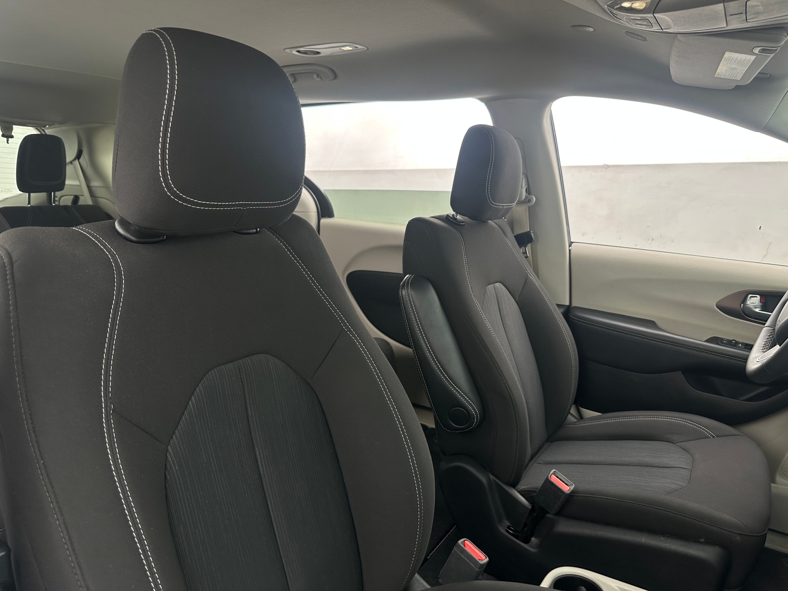 Thumbnail: 2024 Chrysler Voyager - 2