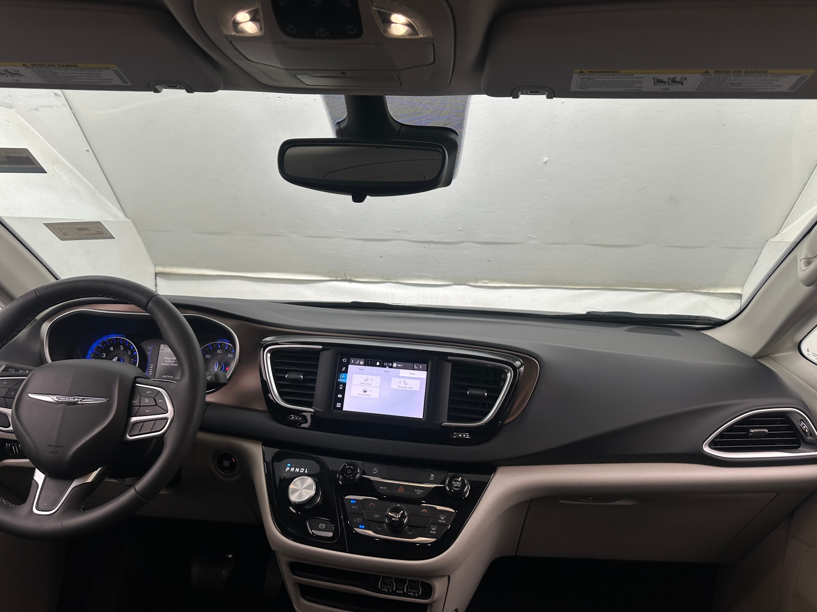 Thumbnail: 2024 Chrysler Voyager - 3