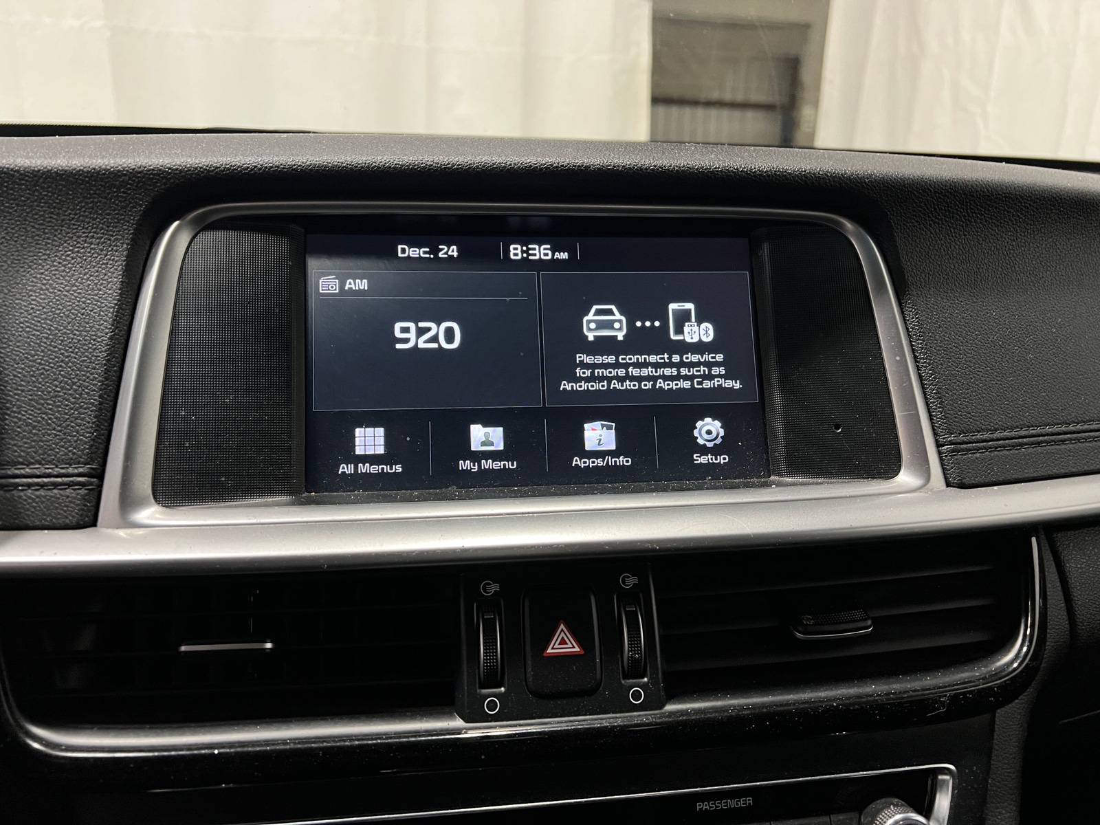 Thumbnail: 2019 Kia Optima - 4