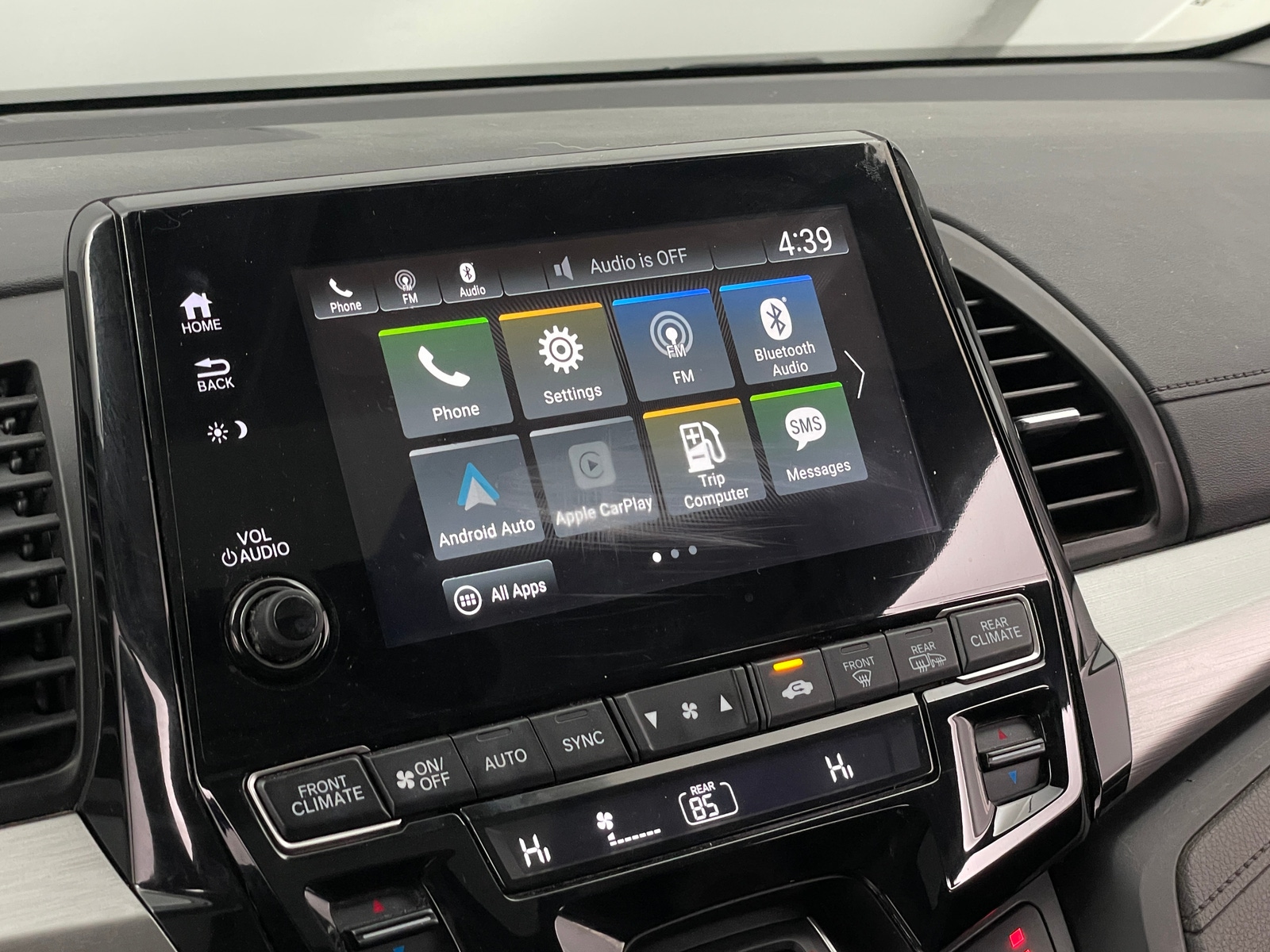 Thumbnail: 2018 Honda Odyssey - 3