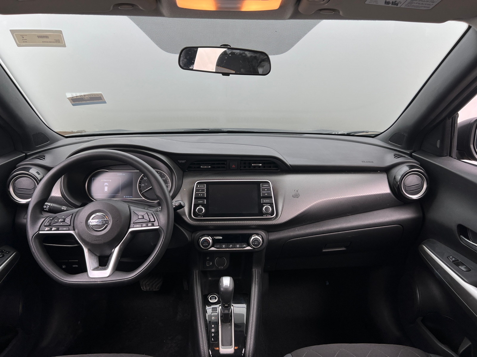 Thumbnail: 2019 Nissan Kicks - 3