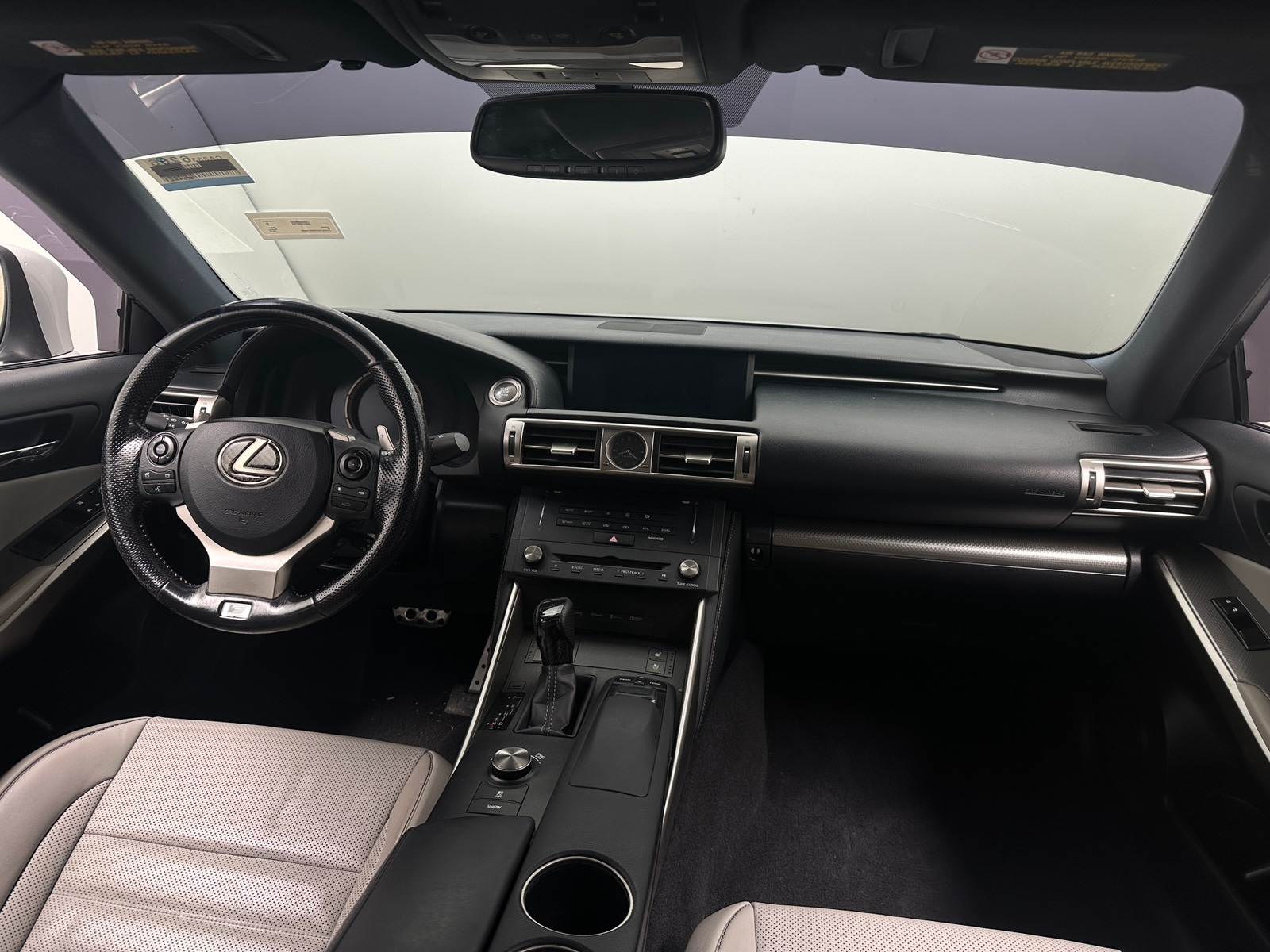 Thumbnail: 2016 Lexus IS - 2